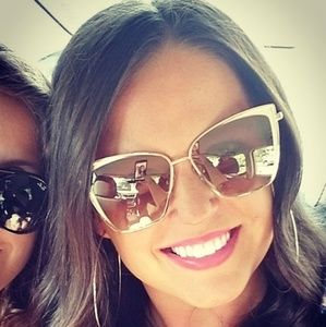 Meet your Posher, Kristina